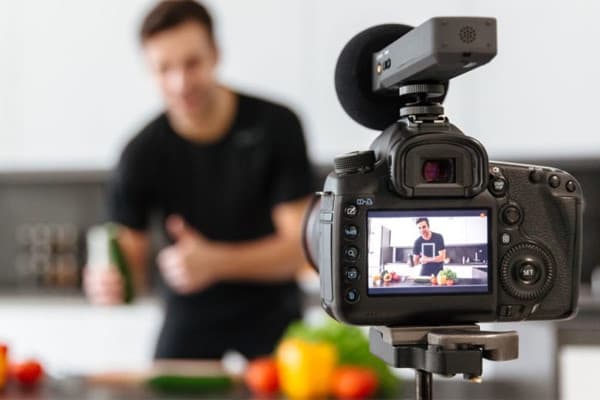 1 Man Bằng Bao Nhiêu Tiền Việt Nam